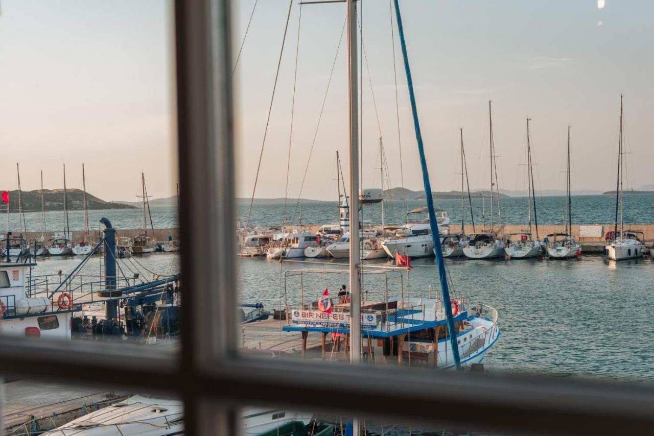 Gümrük Otel Urla Exterior foto